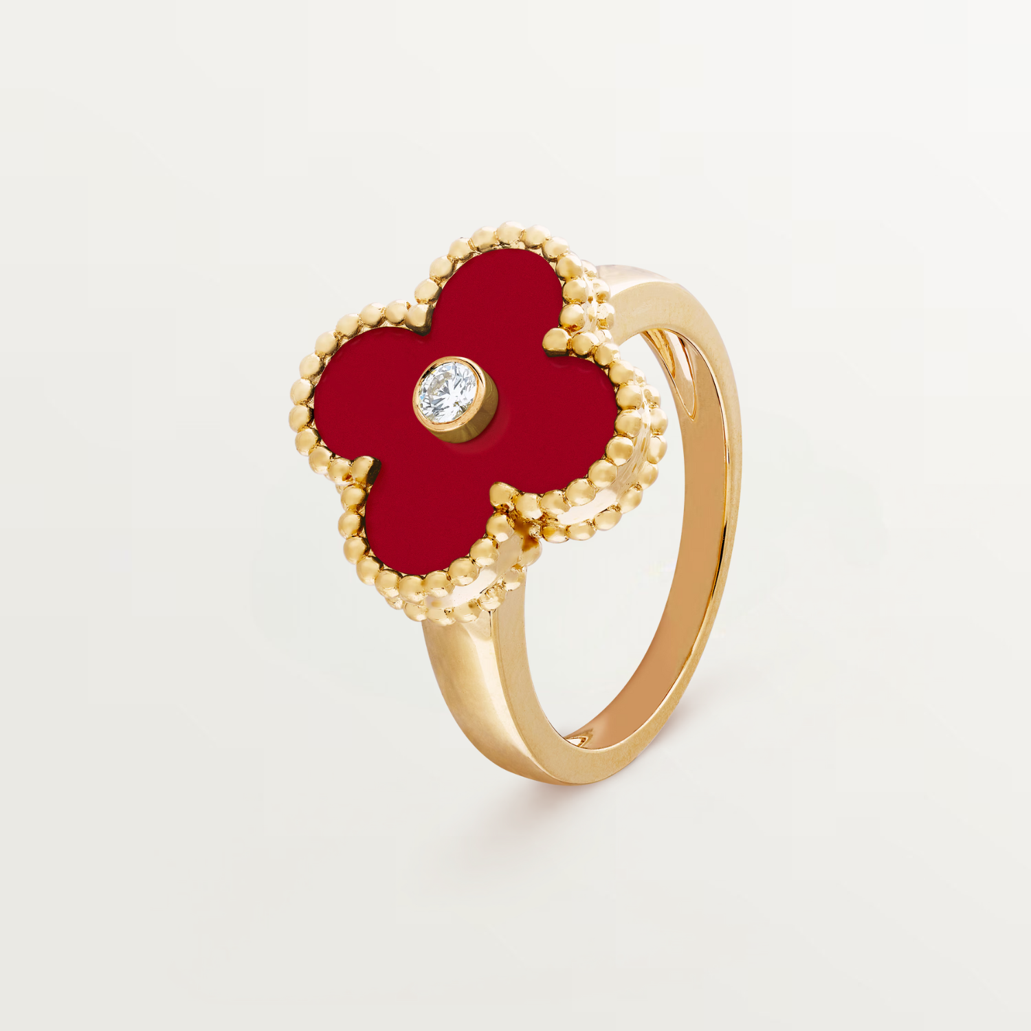 DIAMOND VINTAGE ALHAMBRA RING, CARNELIAN, YELLOW GOLD